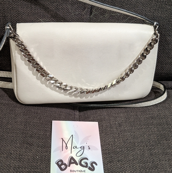 Fendi: Fur Monster Micro Fur Animal Buggie Baguette Chain Crossbody - Picture 9 of 16